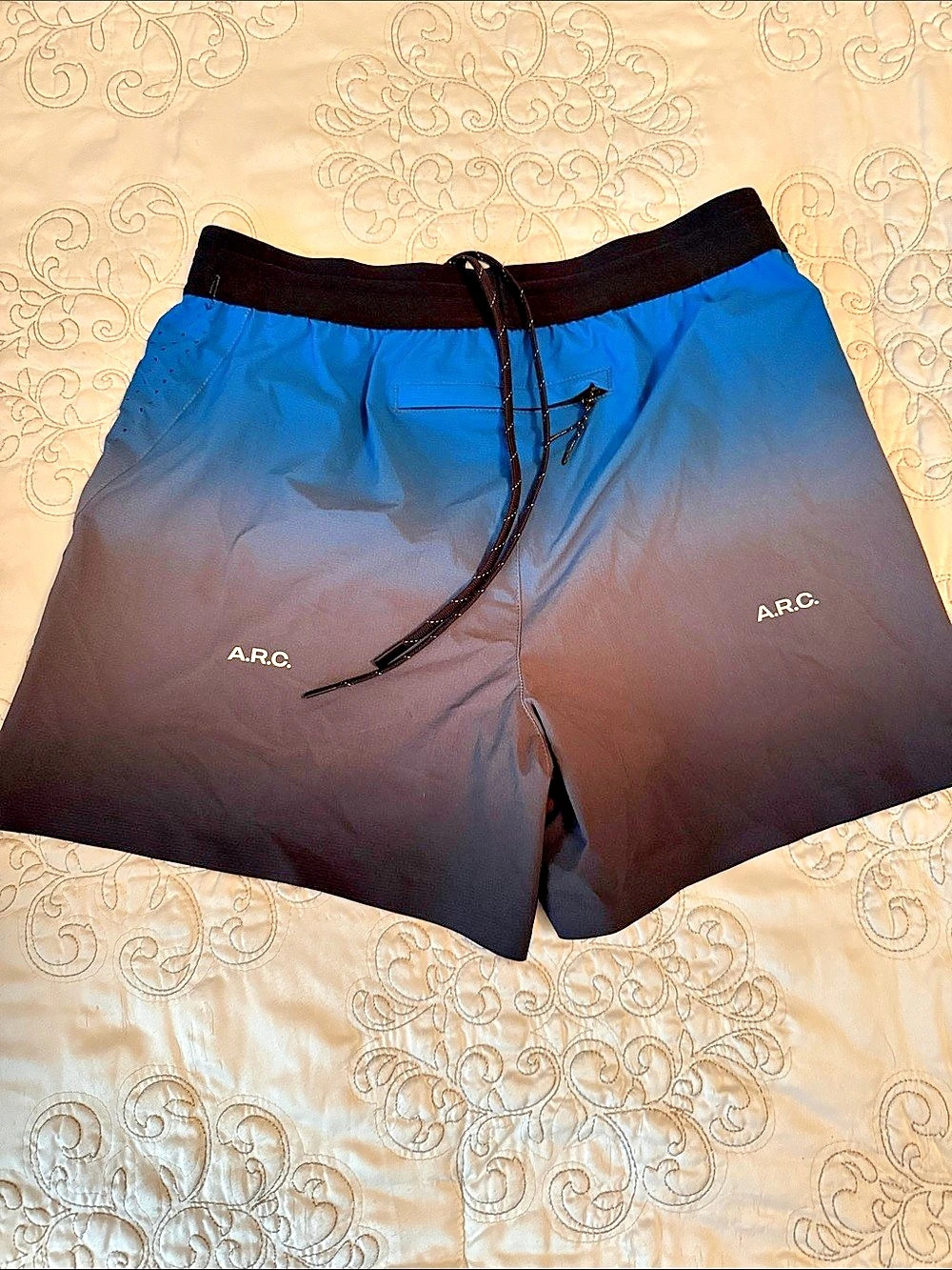 A.R.C. Men'Small Athletic Shorts Blue & Black Size Small - New without tags